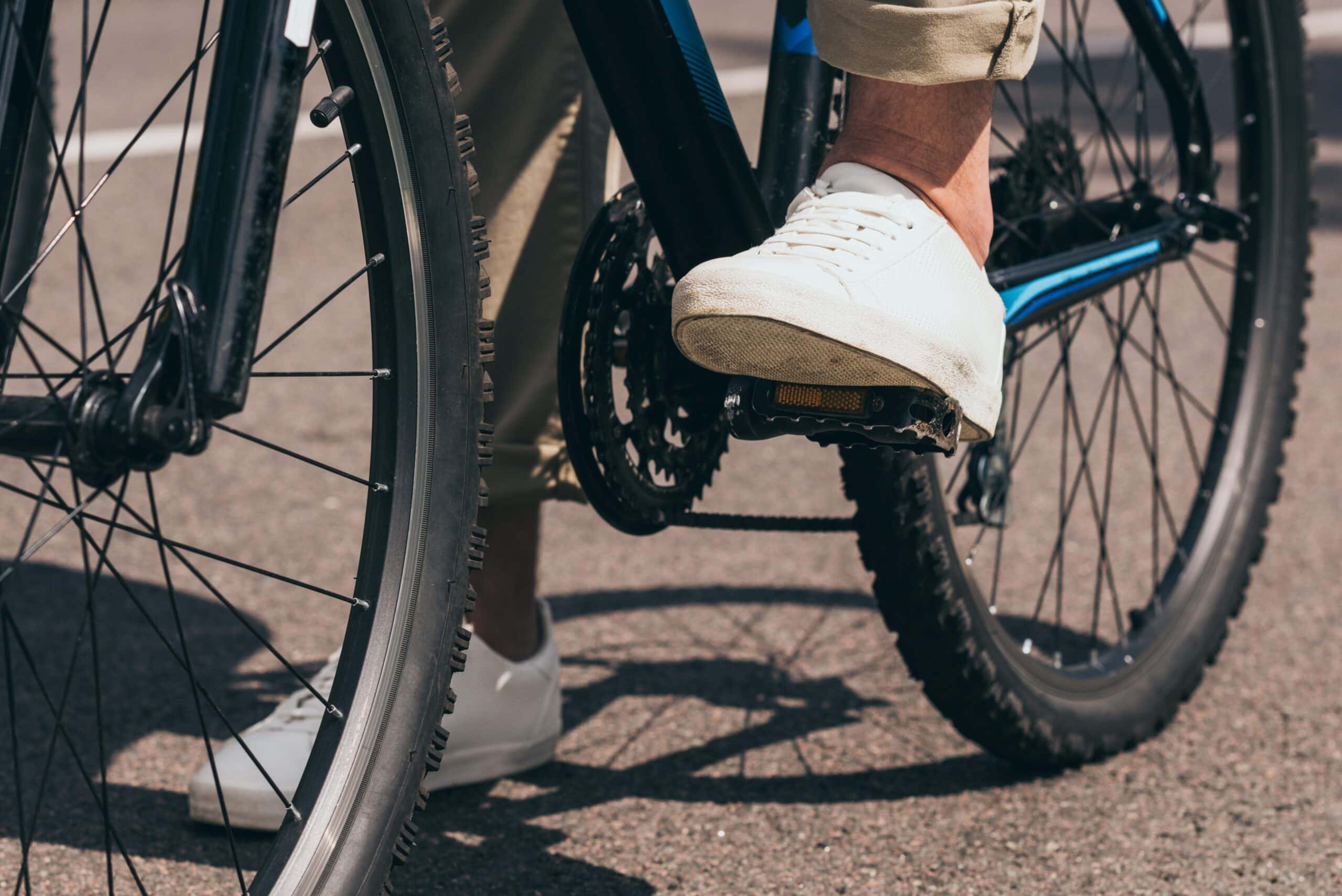 Bicycle commuting with casual shoes in urban setting 7360x4912